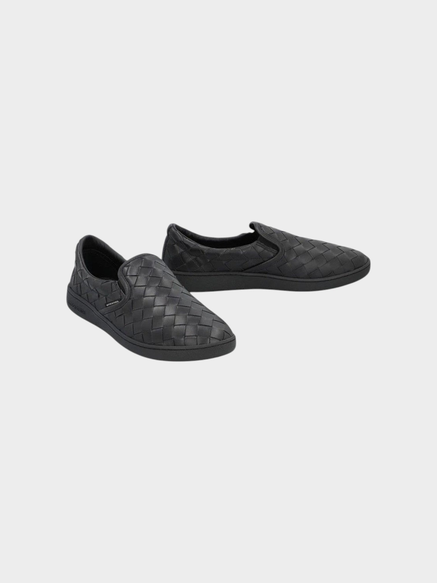 Bottega Veneta Black Calfskin Low Top Sneakers-thumbmail-2