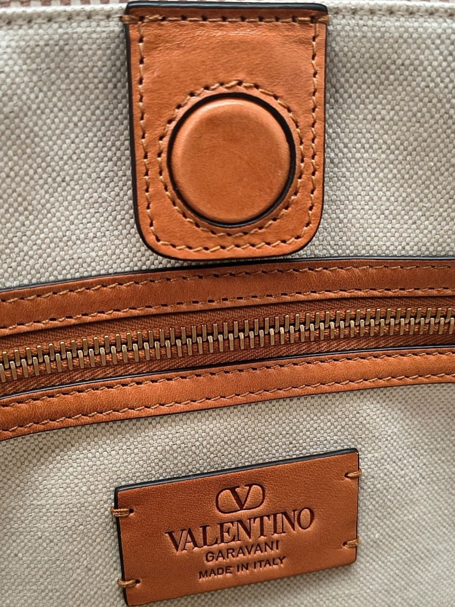 Valentino Garavani Beige Fabric Handbag-thumbmail-4